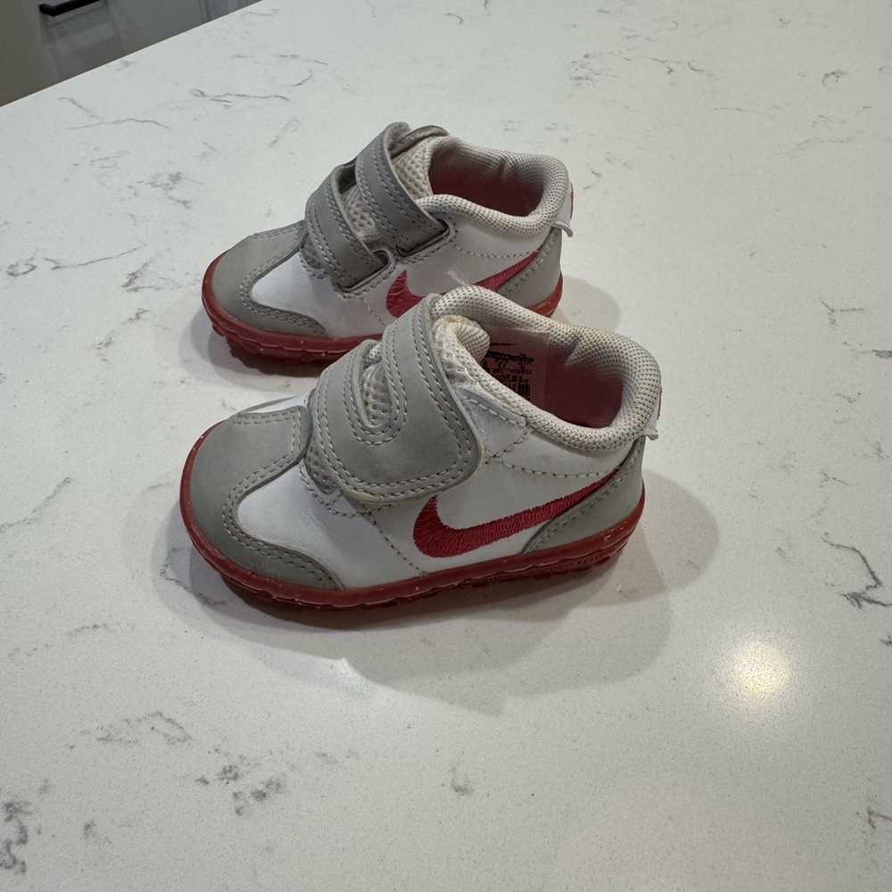 Nike Shoes Kids Size US 2C